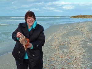 Christine with live horse conch