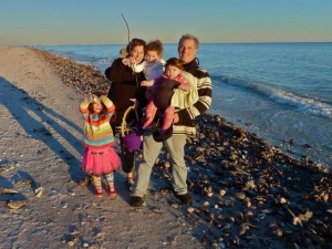 Shelling family on Sanibel Shelling family on Sanibel