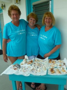 Aqua shell girls