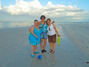 Jean Anna Linda shell lighthouse Jean Anna Linda shell lighthouse