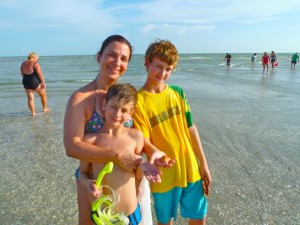 Marisole Renan Enzo Sanibel seashells