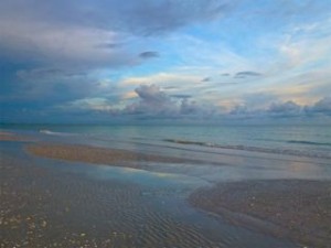 Reasons why I love the beach- colors Reasons why I love the beach- colors