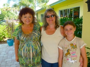 Roxanne, Sherri, Sam Sanibel lunch Roxanne, Sherri, Sam Sanibel lunch