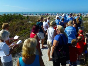 beach path to Sanibel Stoop
