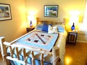 bedroom seashell quilt