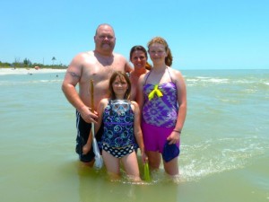 family sanibel shelling family sanibel shelling