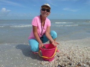 jean collecting shellcraft shells