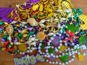 seashell mardi gras beads