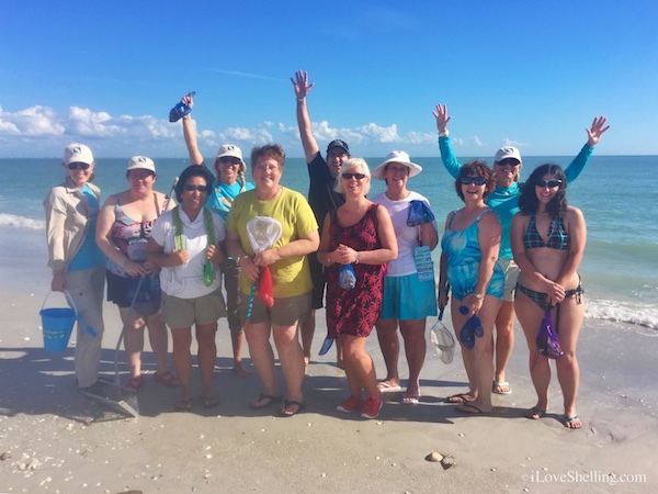 Shellabaloo shellers having fun on the beach